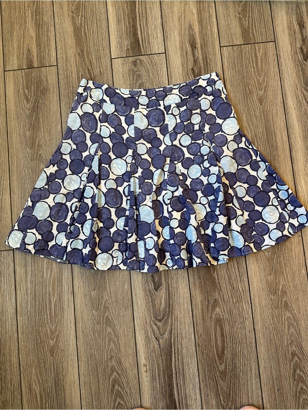 Boden Blue and White Circle-Print A line Pleated Skirt Size 16 Excellent